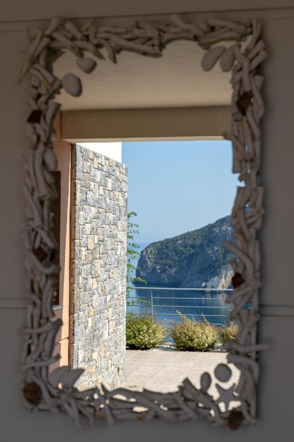 Αlissachne Suites Limnionas  Bagian luar foto