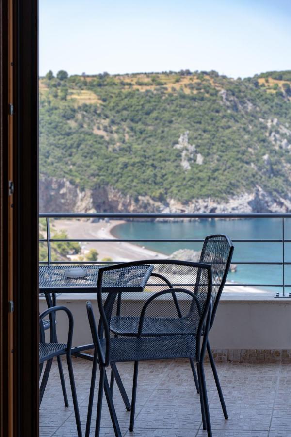 Αlissachne Suites Limnionas  Bagian luar foto